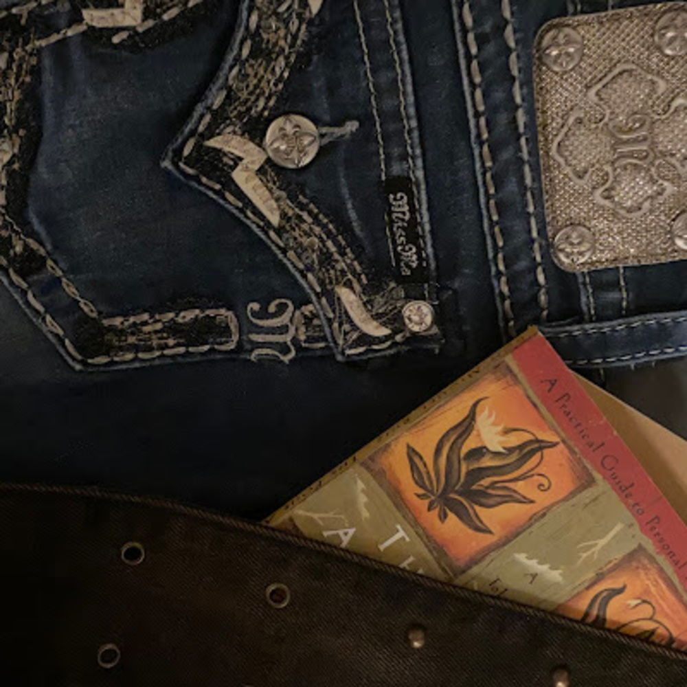 Meet your Posher, Ivory